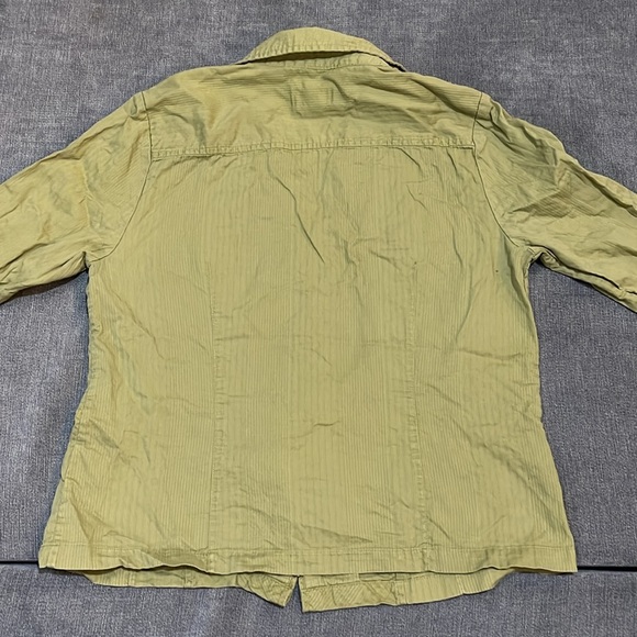 Christopher & Banks avocado, green, zip up top three-quarter sleeves  Med 24-142 - Picture 9 of 11